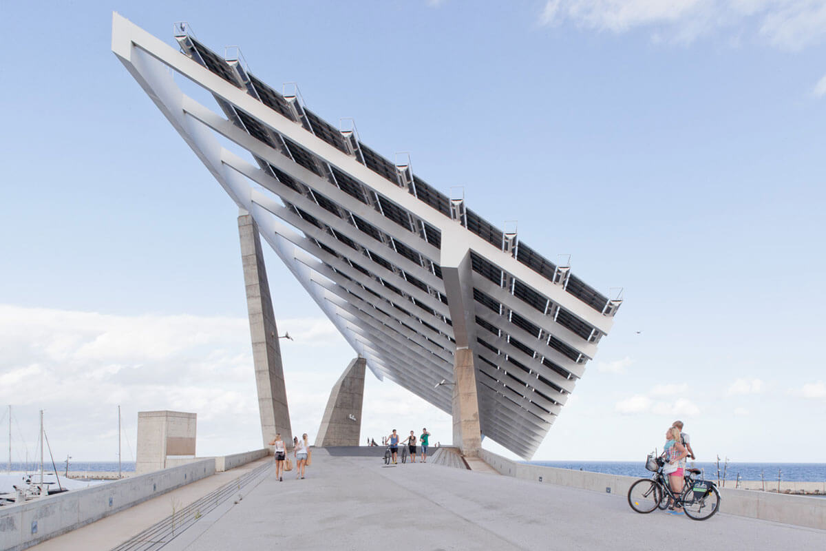 Sculptural photovoltaic pergola in Barcelona's 2004 Fòrum area, featured on architecture tour Urban Landscape